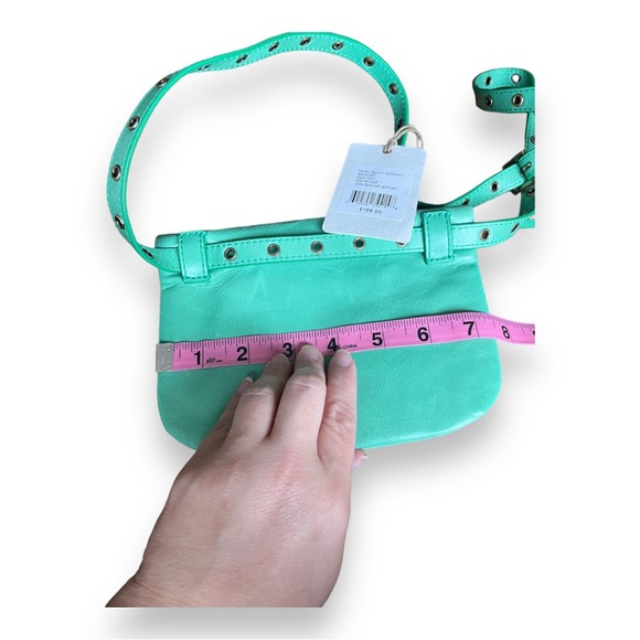 Hobo Saunter Leather Belt Bag Mint Green - Picture 13 of 14